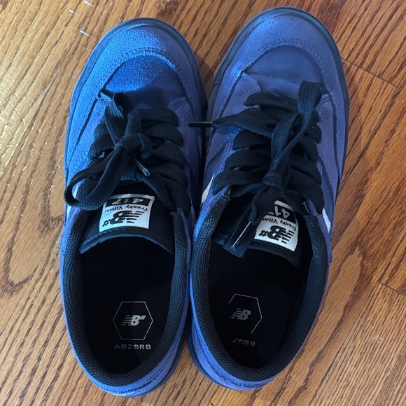 New Balance Men's Navy and Black Sneakers - Picture 1 of 9